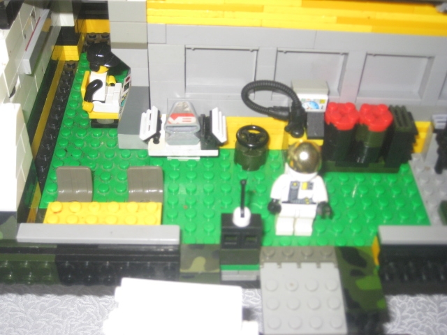 LEGO MOC - In a galaxy far, far away... - шатл республиканцев класса венатор