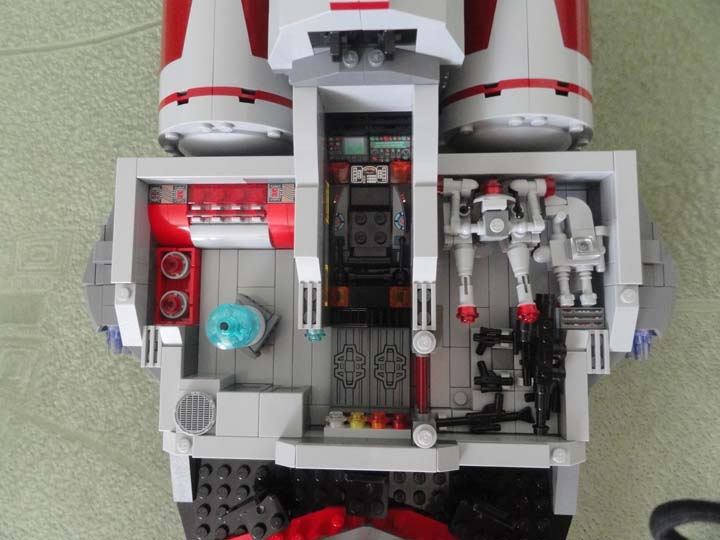 LEGO MOC - In a galaxy far, far away... - Imperial flagship 'Scarlet Claw'