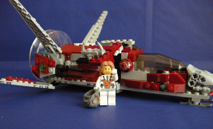LEGO MOC - In a galaxy far, far away... - In search for humanoids