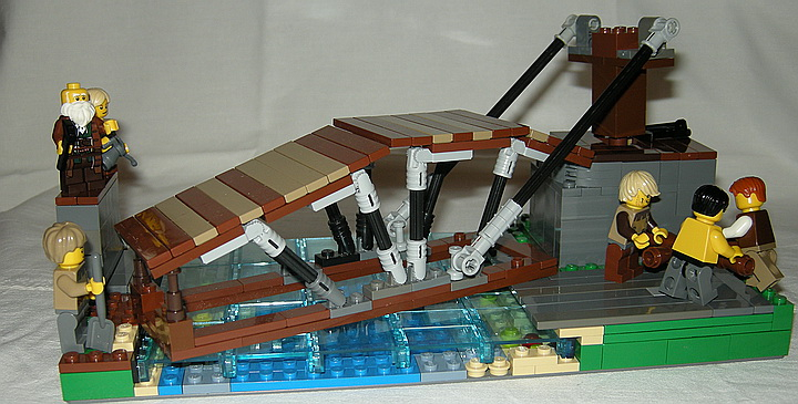 LEGO MOC - Because we can! - Leonardo da Vinci's Revolving Bridge