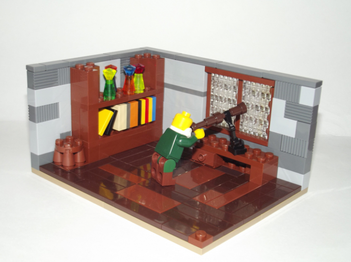LEGO MOC - Because we can! - Galileo Galilei's Telescope: Основной вид!<br />
Комната Галилео небольшой шкаф, со всем необходимым для ученого. И стол с телескопом.
