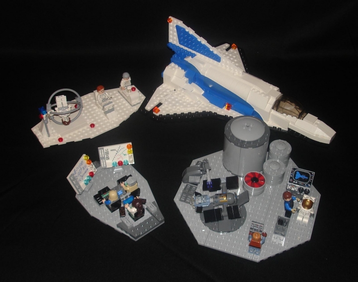 LEGO MOC - Because we can! - Forward to the stars!: И, напоследок, полюбуемся еще раз на эти плоды сложной и кропотливой работы :)