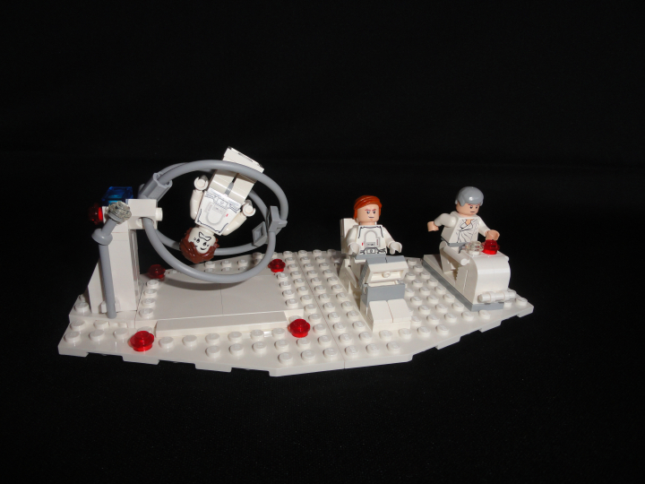 LEGO MOC - Because we can! - Forward to the stars!: Люди, отправляющиеся в космос должны иметь мощную физическую и психологическую подготовку, для чего они проходят комплекс сложных тренировок