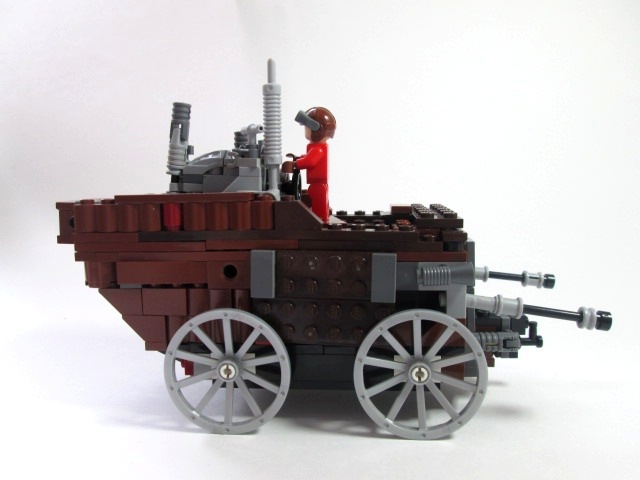 LEGO MOC - Steampunk Machine - Колесная машина: Вид сбоку.
