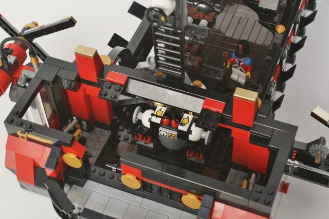 LEGO MOC - Steampunk Machine - FS-041m: паровая машина с внутренней стороны - мы видим кучу переключателей для управления машиной<br />
<br />
Газотурбинные установки могут быть отключены в любой момент – на фото клапаны обозначены № 1 и 2. <br />
<br />
Кроме того, в связи с тем, что на корабле установлен двигатель внешнего сгорания и котел отделен от паровой машины (котел находится на нижней палубе и его не видно) можно использовать практически любой вид топлива — от кизяка до урана.<br />
<br />
<br />