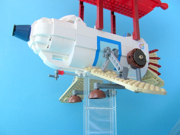 LEGO MOC - Mini-contest 'Zeppelin Battle' - Rescue Rangers