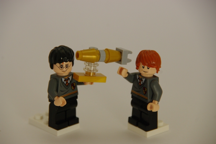 LEGO MOC - Mini-contest 'Zeppelin Battle' - Zeppelins in Hogwarts: Угадайте, кто получил первый приз? 