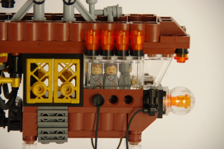 LEGO MOC - Mini-contest 'Zeppelin Battle' - Zeppelins in Hogwarts: В кабине, естественно, неразлучные друзья.