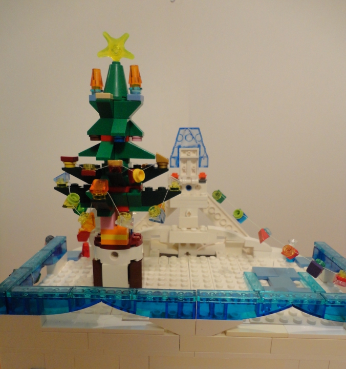 LEGO MOC - New Year's Brick 2014 - В гостях у Дедушки Мороза