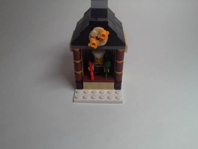 LEGO MOC - New Year's Brick 2014 - Мастерская чудес: Ну а это 'мини кафешка' для эльфов/пряников/етти. Эльф повар готовит еду и напитки, а остальные в перерывах между работой могут поесть))