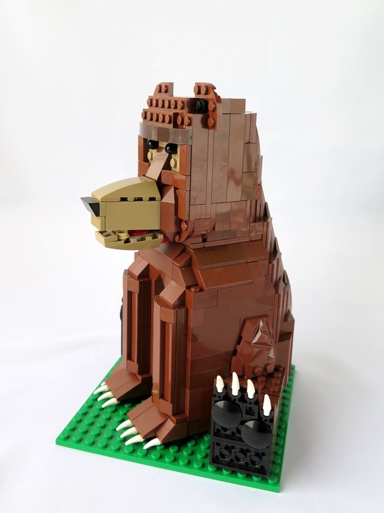 LEGO MOC - 16x16: Animals - Bruin: Ну, а здесь мой правый бочёк и основание 16 х 16 - всё как в условиях конкурса.