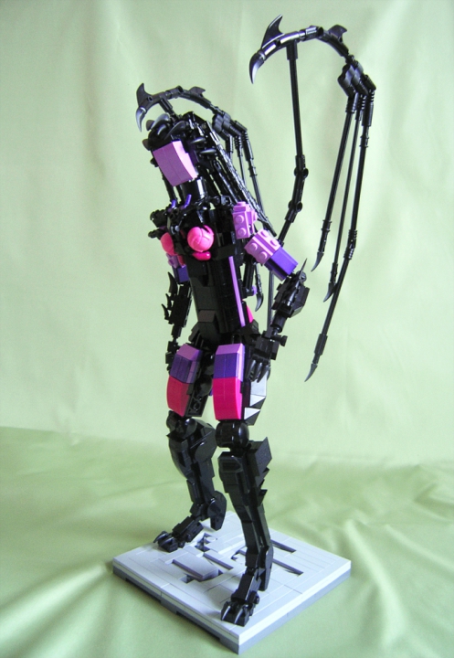 LEGO MOC - 16x16: Character - Sarah Kerrigan Queen of Blades