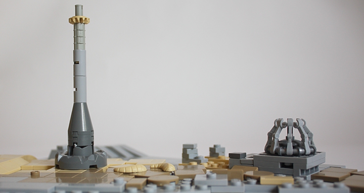 LEGO MOC - LEGO Architecture - Sverdlovsk-86: <p align=left></i> Второе сохранившееся сооружение – недостроенная телевизионная башня, устоявшая благодаря сверхпрочному бетону марки 400. Его не успели завершить в мирное время, и строительство остановилось на отметке 219м.