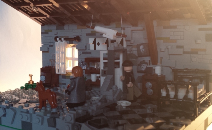 LEGO MOC - Конкурс «Советское кино» - Andrei Tarkovsky’s 'Nostalghia': Последние кадры с красивым освещением, чтобы показать щели в потолке).