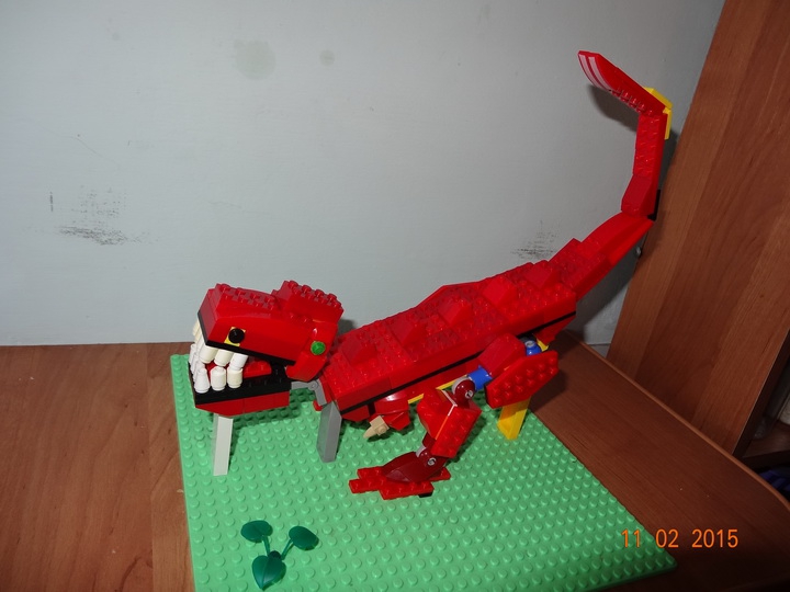LEGO MOC - Jurassic World - Аллозавр