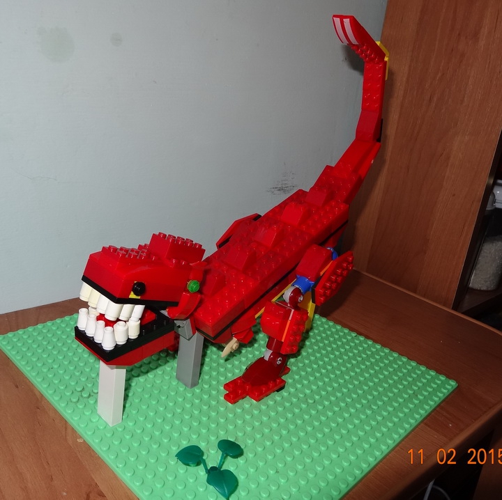 LEGO MOC - Jurassic World - Аллозавр