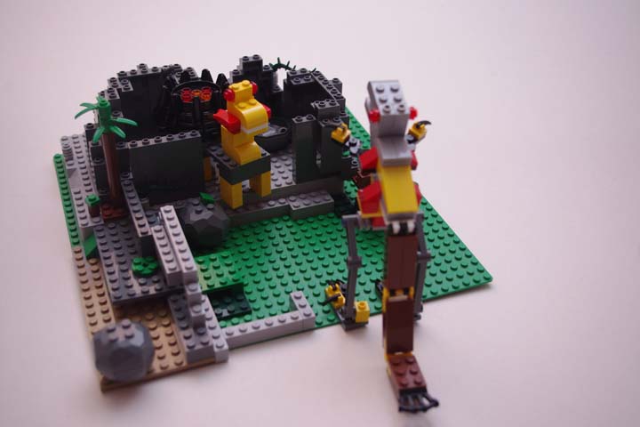 LEGO MOC - Jurassic World - Один день из жизни аллозавра: -Я жестокий аллозавр! я так голоден. Я заберу у тебя яйца!