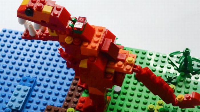 LEGO MOC - Jurassic World - Тираннозавр РЕКС на берегу озера! 