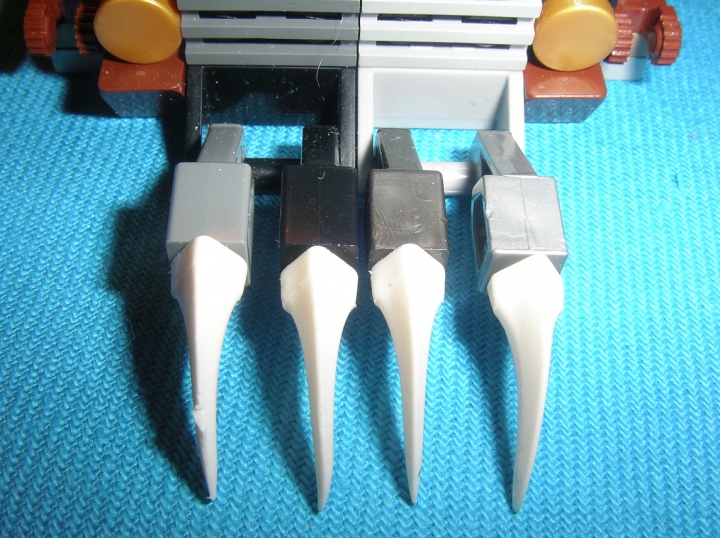 LEGO MOC - Submersibles - Пвпл-первая военная подводная лодка: Оружие, чтобы таранить борта других подлодок.