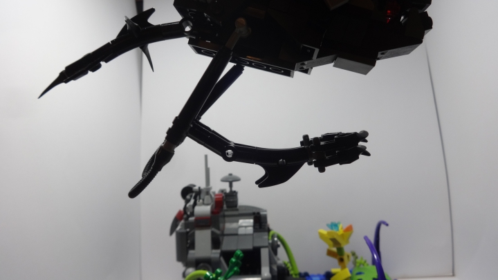 LEGO MOC - Инопланетная жизнь - Кусочек жизни на планете Скаардж: Кибер-механическая встроенная рука.
