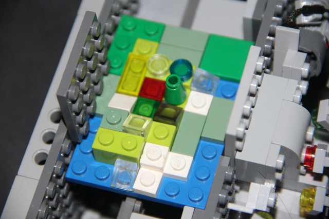 LEGO MOC - New Year's Brick 2016 - Дед Мороз Нуи: На Южном Континенте празднества идут полным ходом - население вселенной маторанов собралось вокруг гигантской елки.