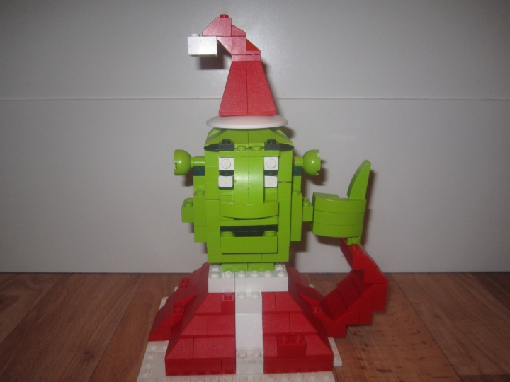 LEGO MOC - New Year's Brick 2016 - Санта Шрек: С ним все в порядке, как видите.