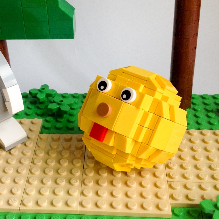 LEGO MOC - Russian Tales' Wonders - Колобок и Заяц: Не ешь меня заяц, я тебе песенку спою!<br />
<br><br />
<p>Я колобок, колобок,<br />
<p>По амбару скребен,<br />
<p>По сусеку метен,<br />
<p>На сметане мешан,<br />
<p>В печку посажен,<br />
<p>На окошке стужен.<br />
<p>Я от дедушки ушел,<br />
<p>Я от бабушки ушел,<br />
<p>От тебя, зайца, подавно уйду!<br />
</br><br />
