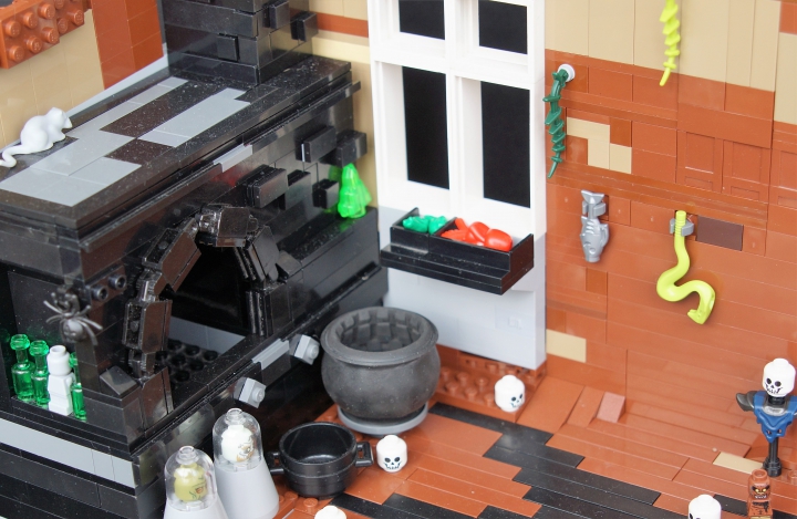 LEGO MOC - Russian Tales' Wonders - Путь Яги