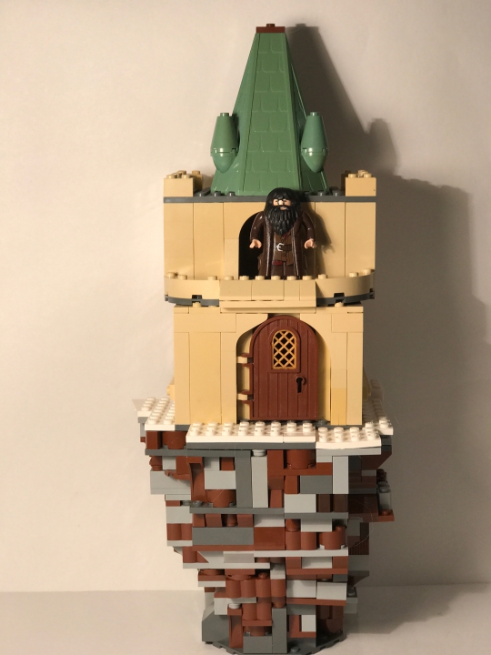 LEGO MOC - New Year's Brick 2017 - Новый год на планете великанов: У великанов тоже есть свой социальный статус. Кто-то живет роскошно,имея свой замок и много времени для отдыха.