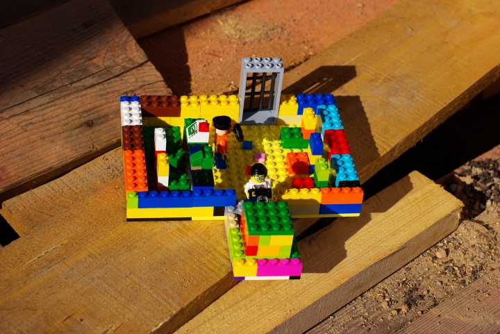 LEGO MOC - Detective Contest - Расследование ограбления банка