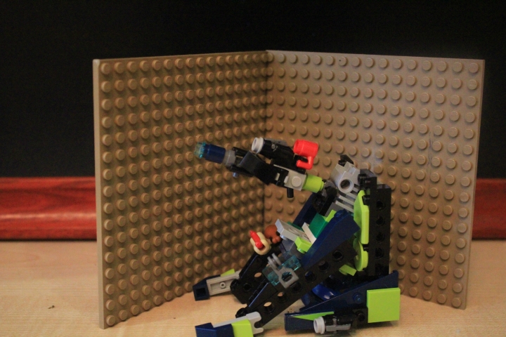LEGO MOC - 16x16: Mech - Динобот R: Трансформация в пушку.