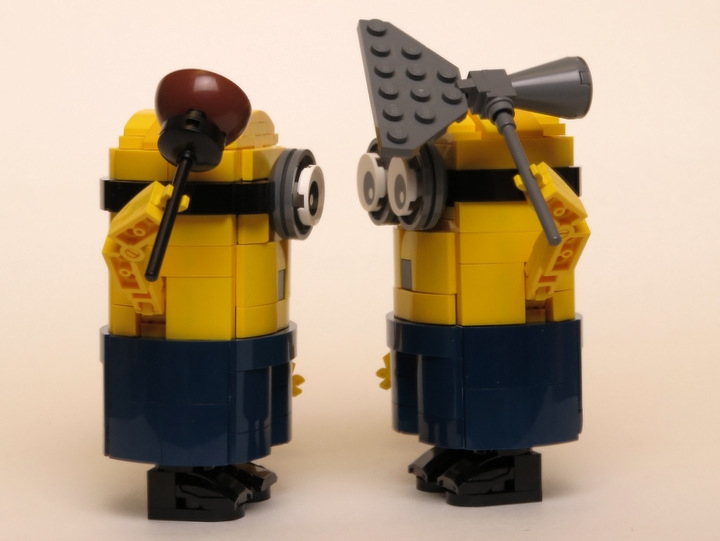 LEGO MOC - 16x16: Duel - Ба-На-На!!!: <i>-Loka! Banana! Go!</i><br><b>Дай сюда! Банан! Быстро!</b>