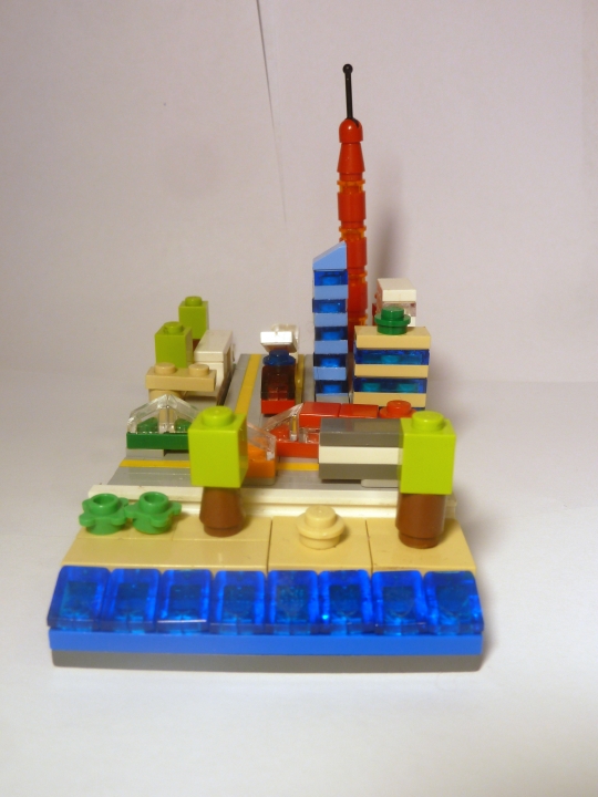 LEGO MOC - 16x16: Micro - Годод Солнечногорск на реке Волшебная.: Общий вид.