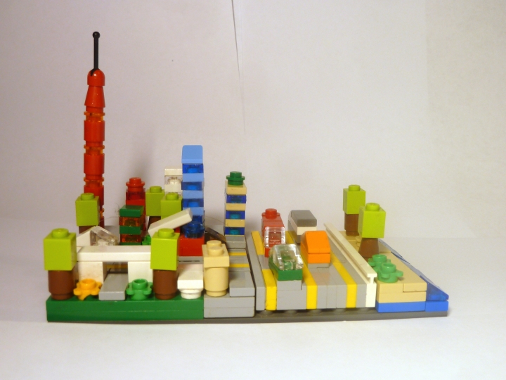 LEGO MOC - 16x16: Micro - Годод Солнечногорск на реке Волшебная.: Вид слева.