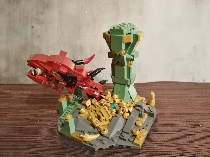 LEGO MOC - 16x16: Micro - Смауг в Эреборе.: Как вы уже, вероятно, догадались темой работы я избрал 'Хоббит' Дж. Р. Р. Толкина, в основном опираясь на образ из одноименного фильма Питера Джексона.