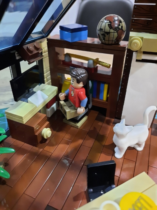 LEGO MOC - LEGO-конкурс 16x16: 'Все работы хороши' -   Кабинет современного писателя