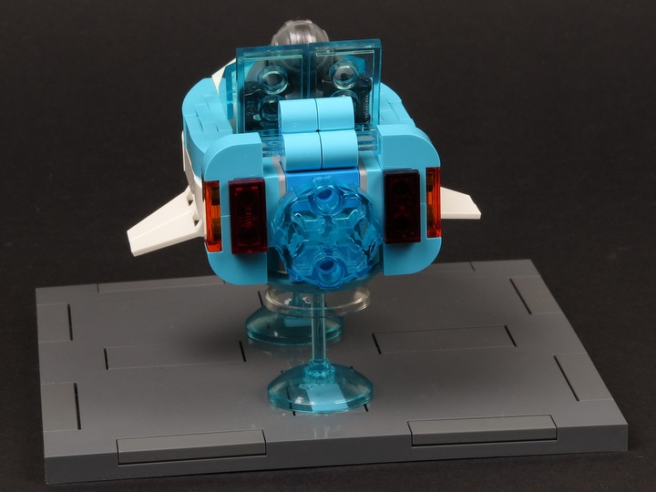 LEGO MOC - LEGO-contest 16x16: 'Cyberpunk' - ГруБыКиРя: Маршевый Единый Двигатель Левитационого Ядерного Континуума!