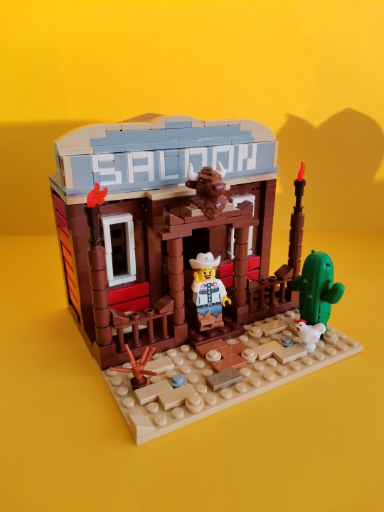 LEGO MOC - LEGO-contest 16x16: 'Western' - SALOON: Бар выполнен в традиционном стиле - с деревянными колоннами, крашеными досчатыми стенами и характерной вывеской. 