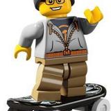 Обзор на набор LEGO 8804-skateboarder