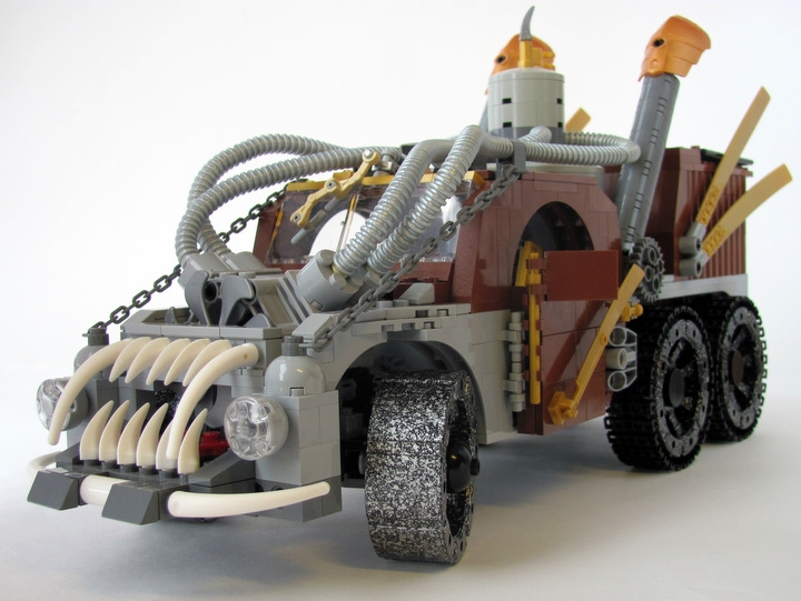 LEGO MOC - Steampunk Machine - 王者之劍: <br><i>- Aggressive appearance helps to scare away the bad ghosts & silly pedestrians.</i><br>